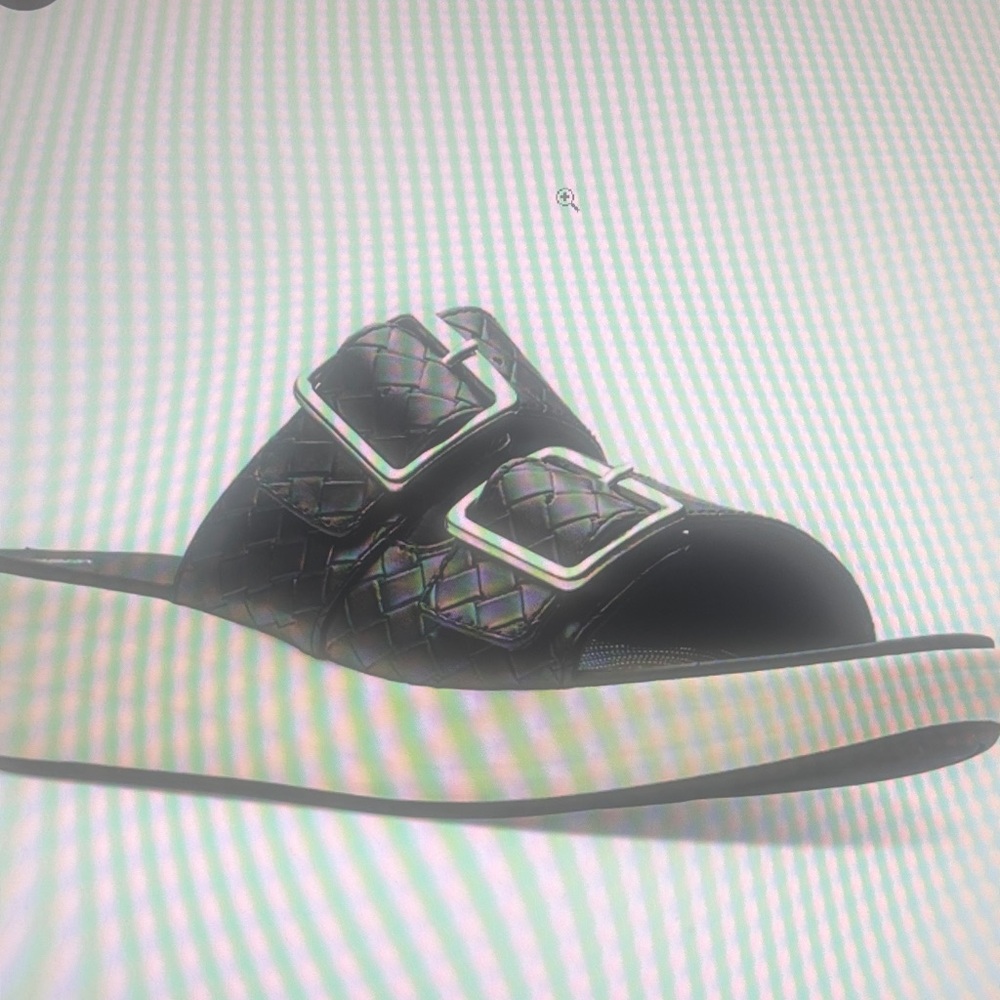 New Clarks Women’s Drift Buckle Slip on Wedge Sandals. 9.5. Black
